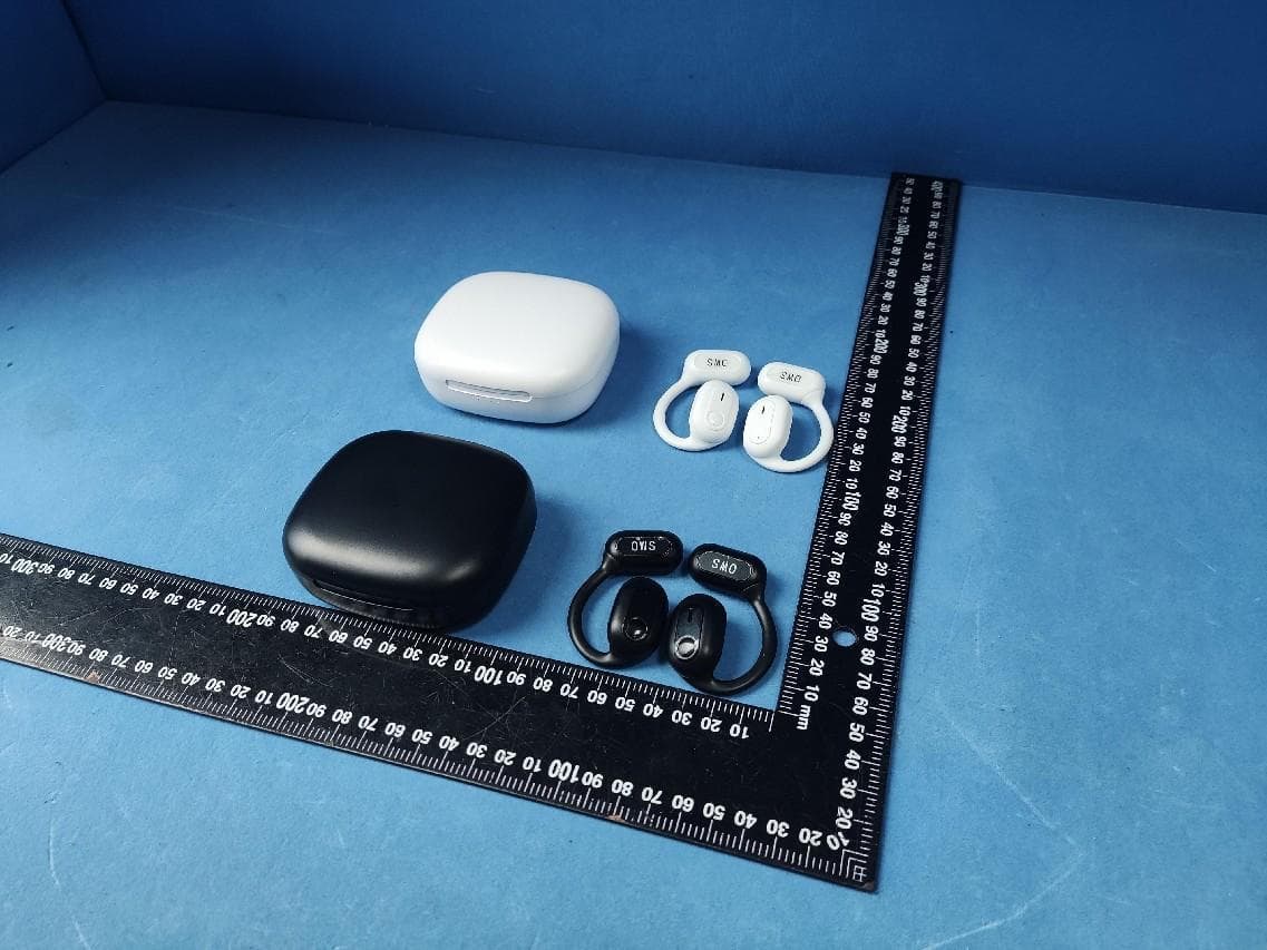 Ear mounted sports earphones - FCC ID 2BGO5-LY7 - Shenzhen Blue Leaf Technology Co.,LTD (3)