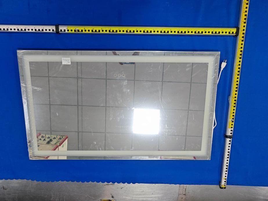 Bathroom mirror - FCC ID 2BGP6-XM183-B263-US - Shenzhen Lanbaosi Technology Co.,ltd (5)