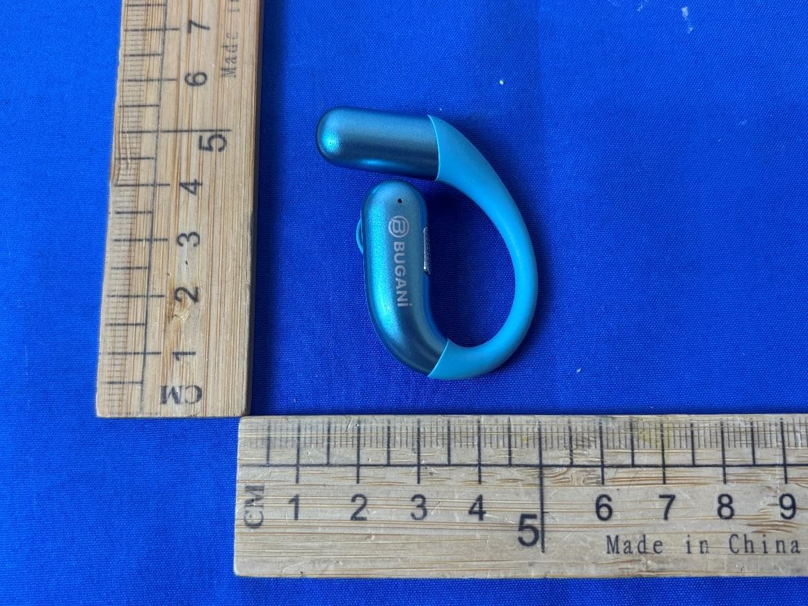 BLUETOOTH HEADPHONE - FCC ID 2BGTK-BH21024 - Bugani Acoustics Co., Limited (3)