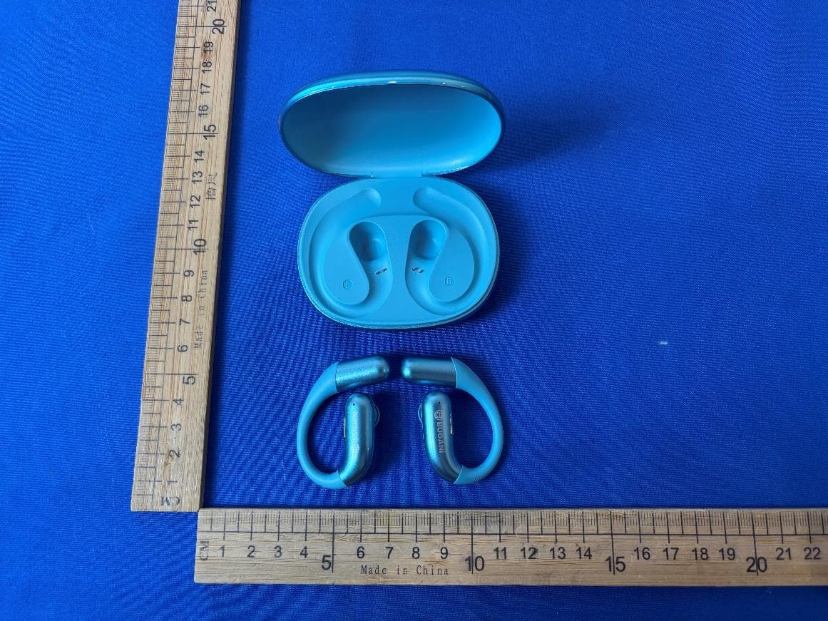BLUETOOTH HEADPHONE - FCC ID 2BGTK-BH21024 - Bugani Acoustics Co., Limited