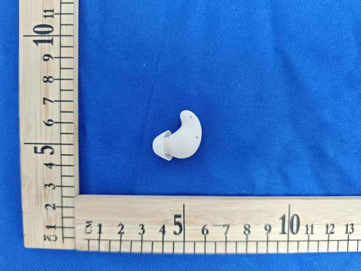 Bluetooth earphone - FCC ID 2BGTT-S1 - Shenzhen Maiyongchao Technology Co., Ltd. (2)