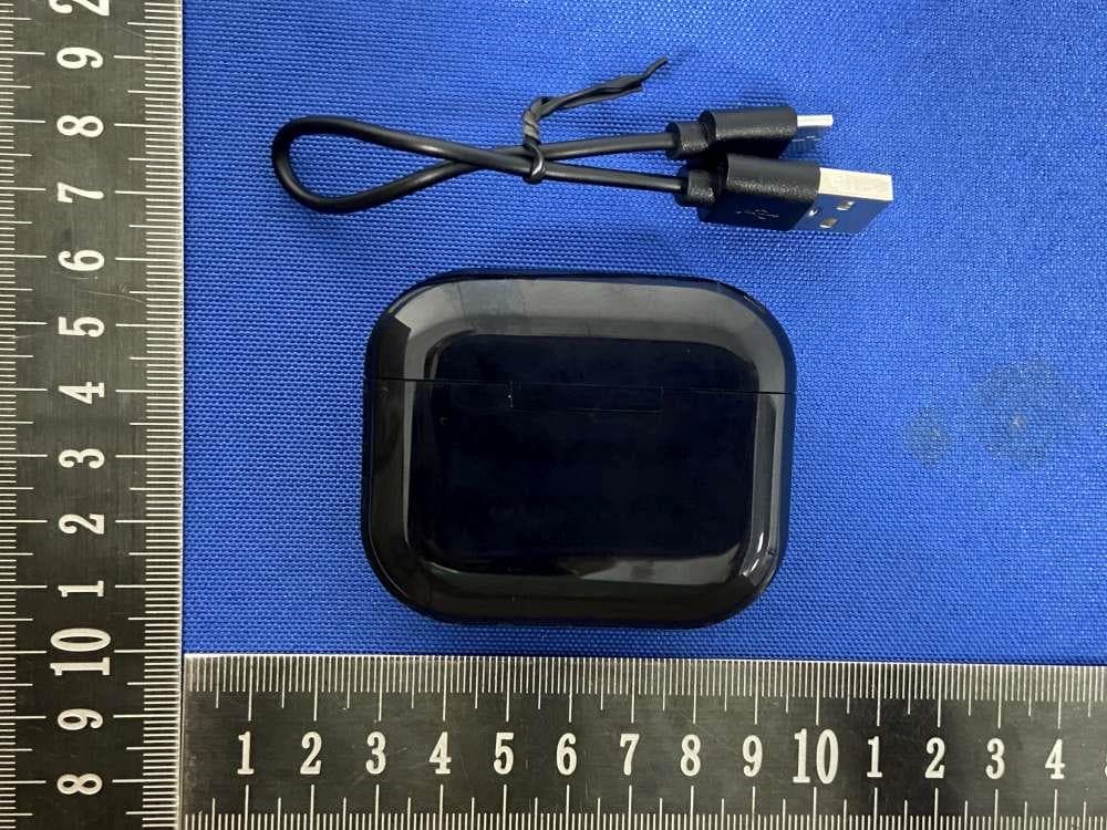Bluetooth headset - FCC ID 2BGU9-YW06 - Dongguan Yanwei Electronic Technology Co., Ltd (3)