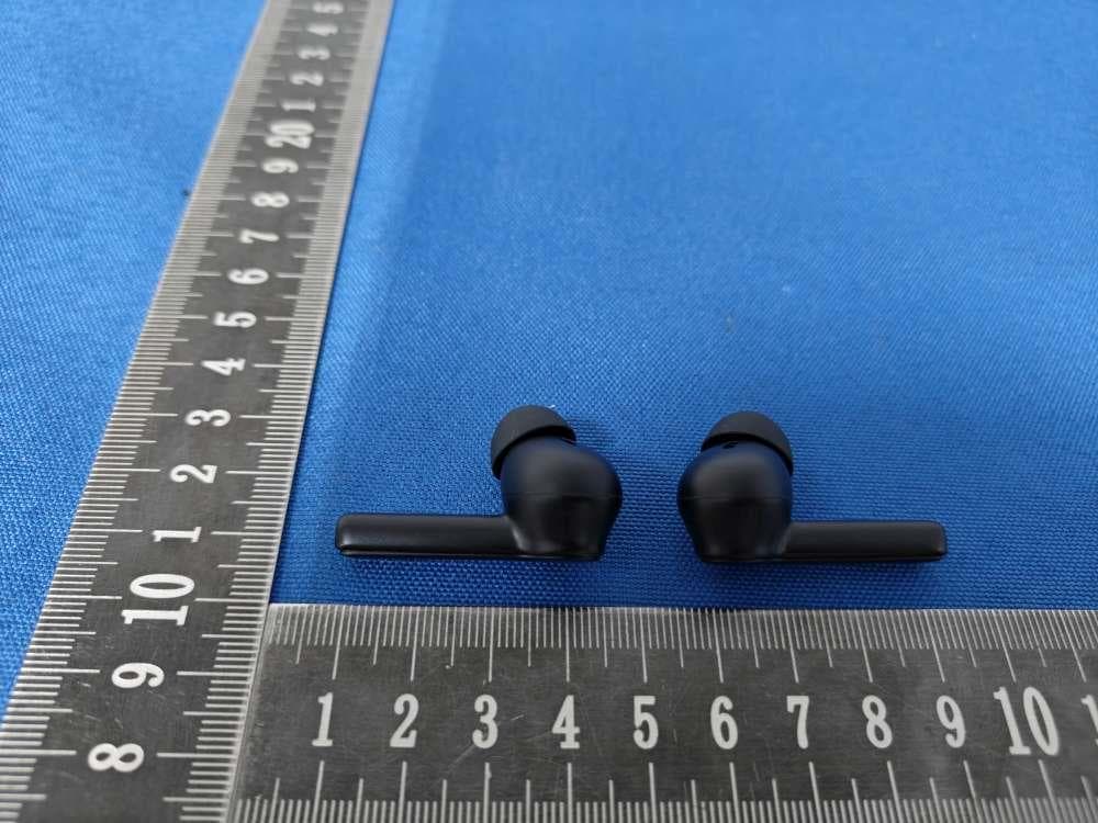 Bluetooth headset - FCC ID 2BGU9-YW09 - Dongguan Yanwei Electronic Technology Co., Ltd (3)