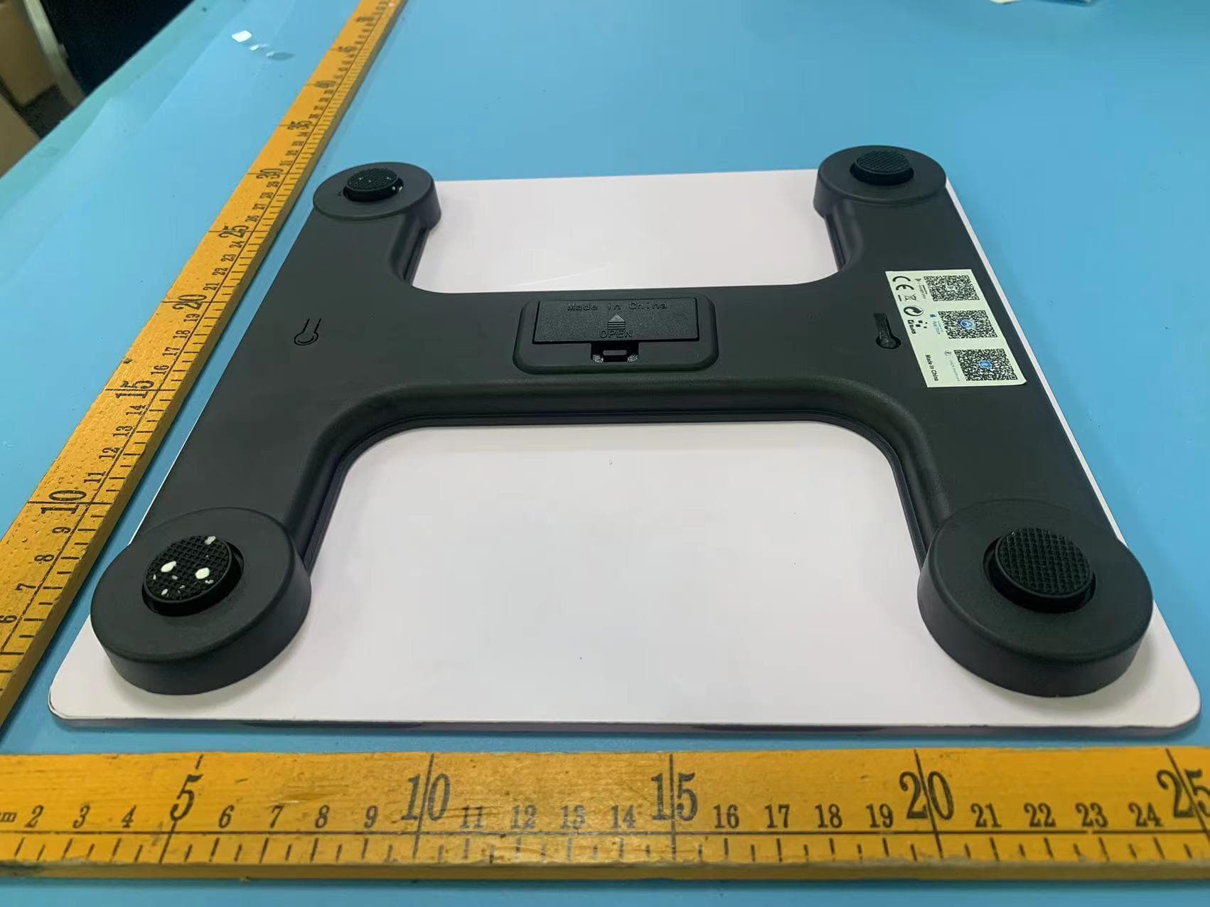 Intelligent weight scale - FCC ID 2BGUV-WS2601 - Yongkang Weikang Industry and Trade Co., Ltd. (3)