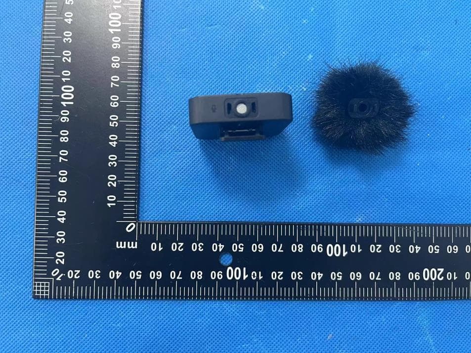 Wireless microphone - FCC ID 2BGXI-WL-101 - FITSPARK USA INC. (2)