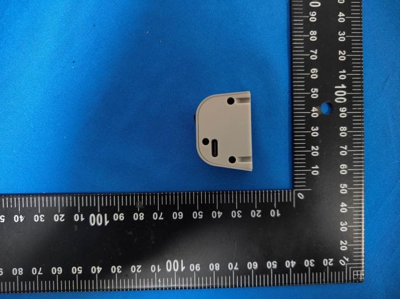 Mobile phone camera handle - FCC ID 2BGXT-PH-80 - Shenzhen Xinrong Photographic Equipment Co., LTD