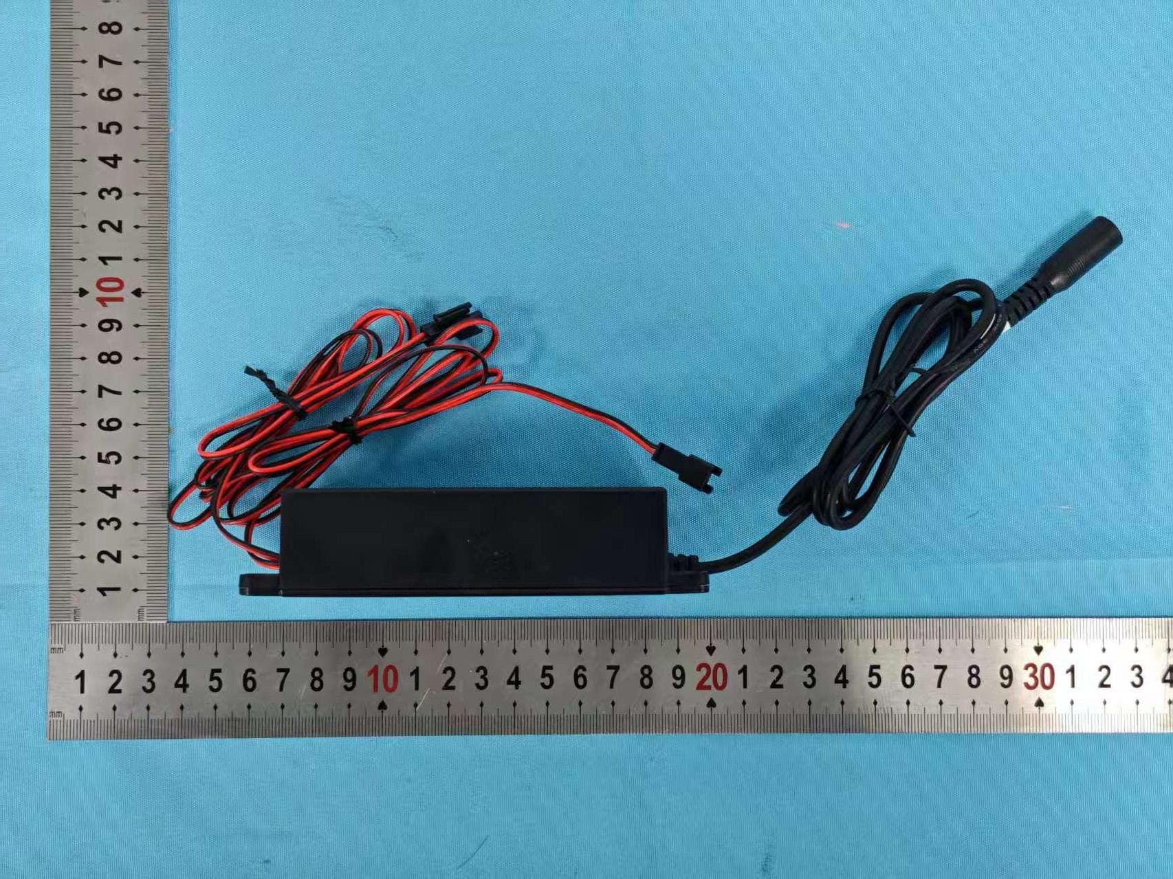 Bluetooth speaker - FCC ID 2BGYK-LKS059X - Dong Guan City Luckking Electronics Co.,Ltd (4)