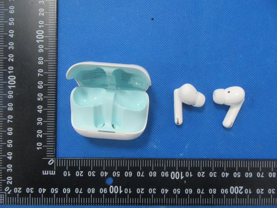 Bluetooth Earbuds - FCC ID 2BGYL-SJ-0004 - Shenzhen Longsheng Union Technology Co.,Ltd (2)