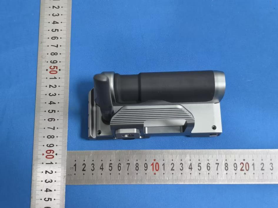 Range Expansion Module for Nucleus-M II FIZ Hand Unit - FCC ID 2BH3X-WLC-T06-REM - Shenzhen Tilta Technology Co. Ltd.