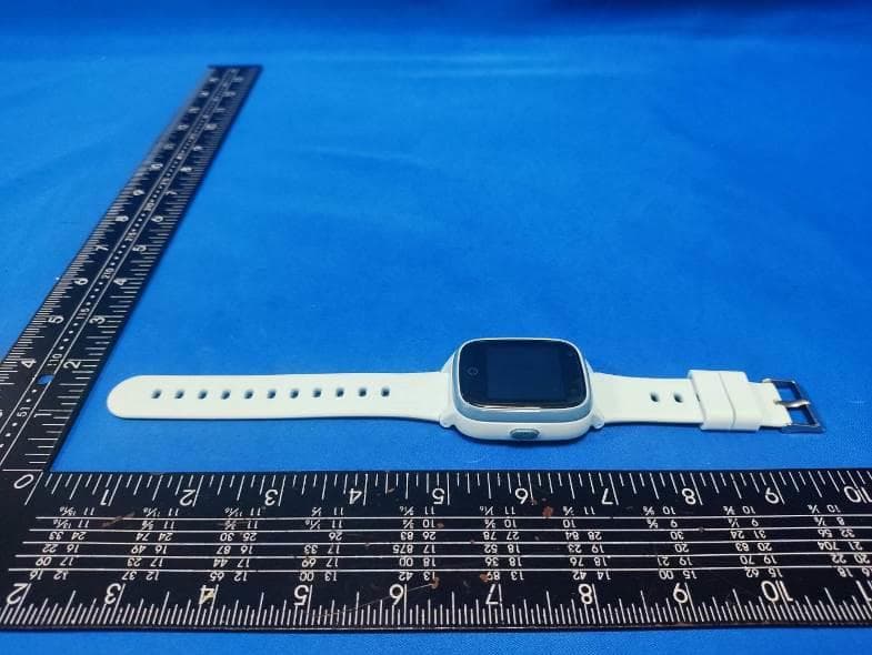 4G GPS tracker watch - FCC ID 2BH5J-D31U - Hong Kong Yushengchang Technology Co.,Limited