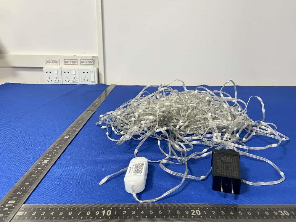 Curtain Light - FCC ID 2BH6G-GR-HCL400C - Shenzhen Baina Hengsheng Technology co., Ltd. (3)