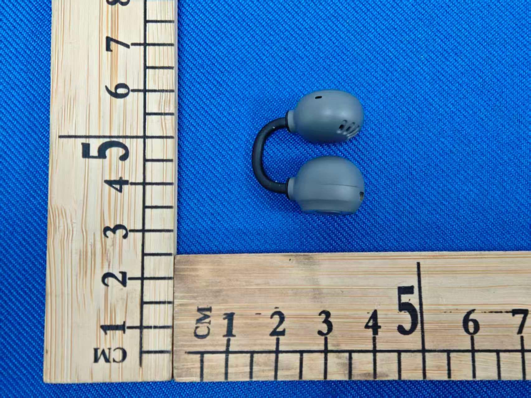 Clip On Earbuds - FCC ID 2BH6R-2690-PB - shenzhenshijianyoupinshangkejiyouxiangongsi