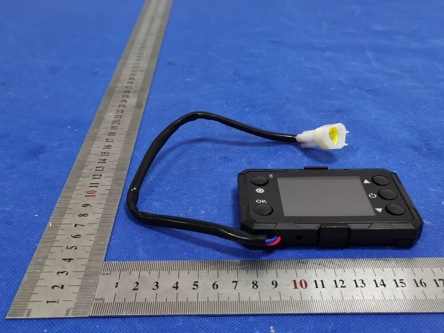 Diesel Air Car Parking Heater - FCC ID 2BH6S-F0-S - Guangzhou Zhongyiyun Trading Co., Ltd (2)