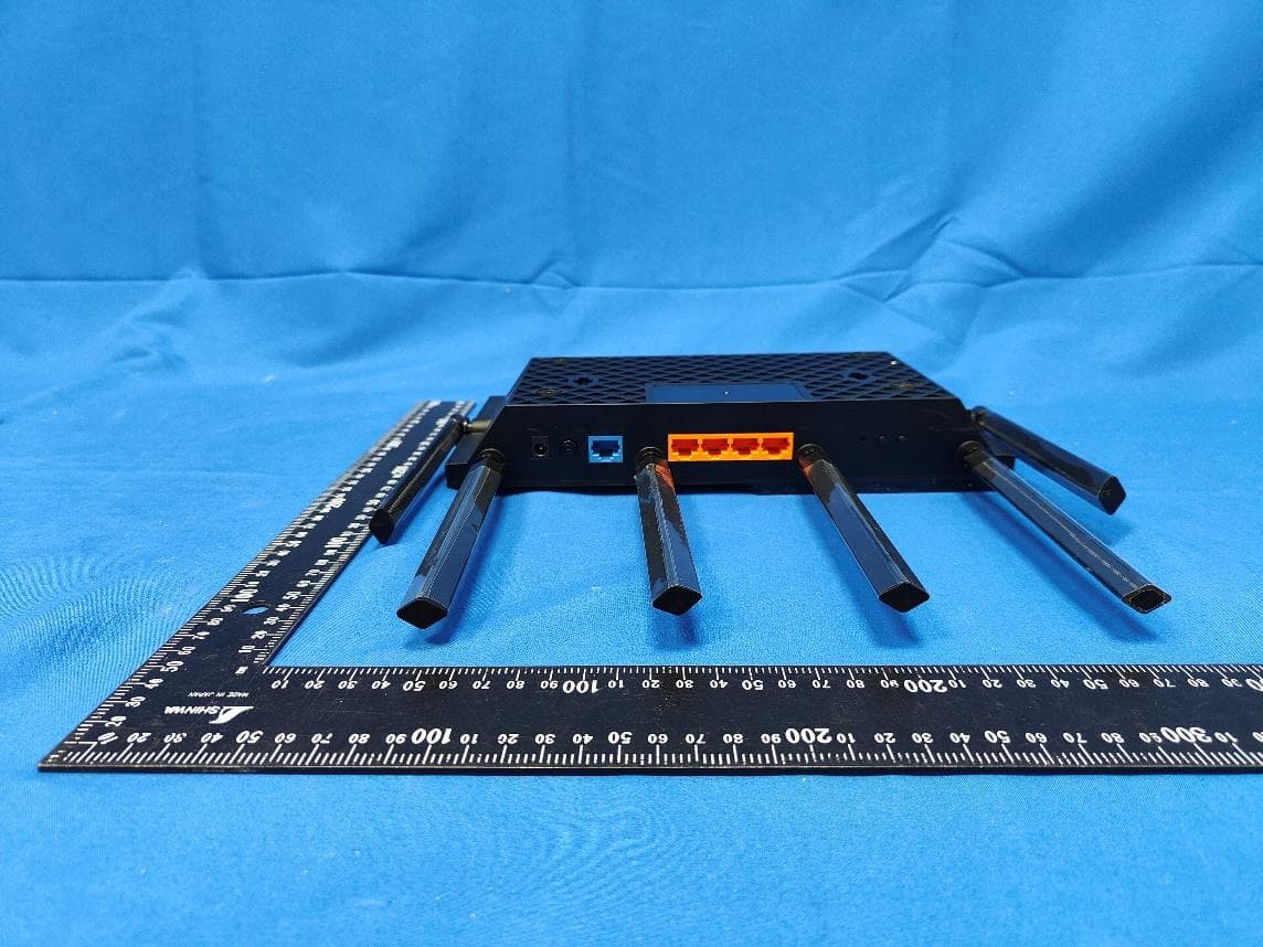 AXE5400 Tri-Band Wi-Fi 6E Router - FCC ID 2BH7FAXE75 - TP-Link Systems Inc.