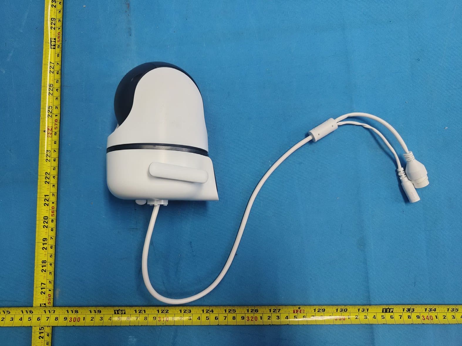 Outdoor Dual Lens Pan/Tilt Security Camera - FCC ID 2BH7FC545D - TP-Link Systems Inc. (3)