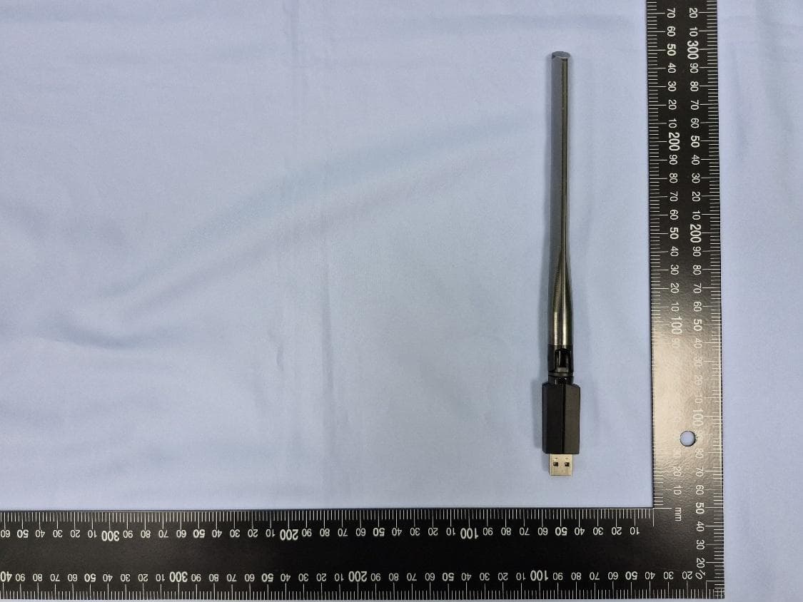 AXE5400 Tri-Band Wi-Fi 6E High Gain Wireless USB Adapter - FCC ID 2BH7FTXE70UPLUS - TP-Link Systems Inc. (3)