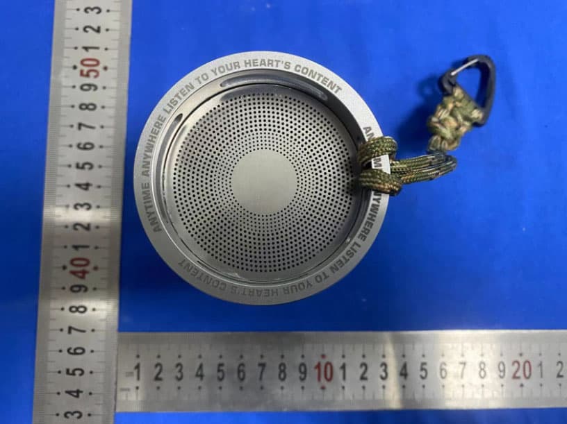 Camping Speaker - FCC ID 2BH7R-L208 - Zhuhai Zhengwei Technology Co.,Ltd.