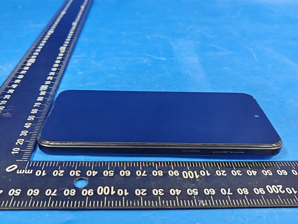 Mobile Phone - FCC ID 2BH83-A1 - FULL TECHNOLOGY TRADE LIMITED (3)