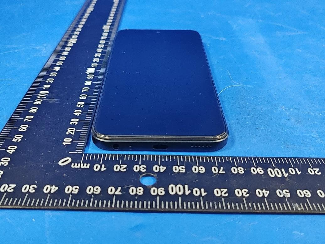 Mobile Phone - FCC ID 2BH83-A1 - FULL TECHNOLOGY TRADE LIMITED (2)