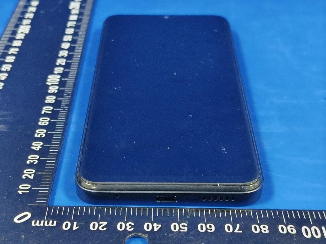 Mobile Phone - FCC ID 2BH83-WATER - FULL TECHNOLOGY TRADE LIMITED (5)