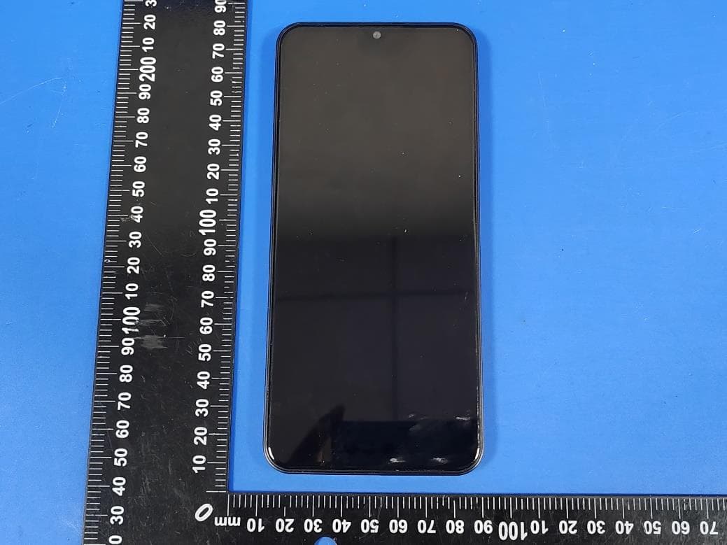 Mobile Phone - FCC ID 2BH83-WORLD - FULL TECHNOLOGY TRADE LIMITED (5)