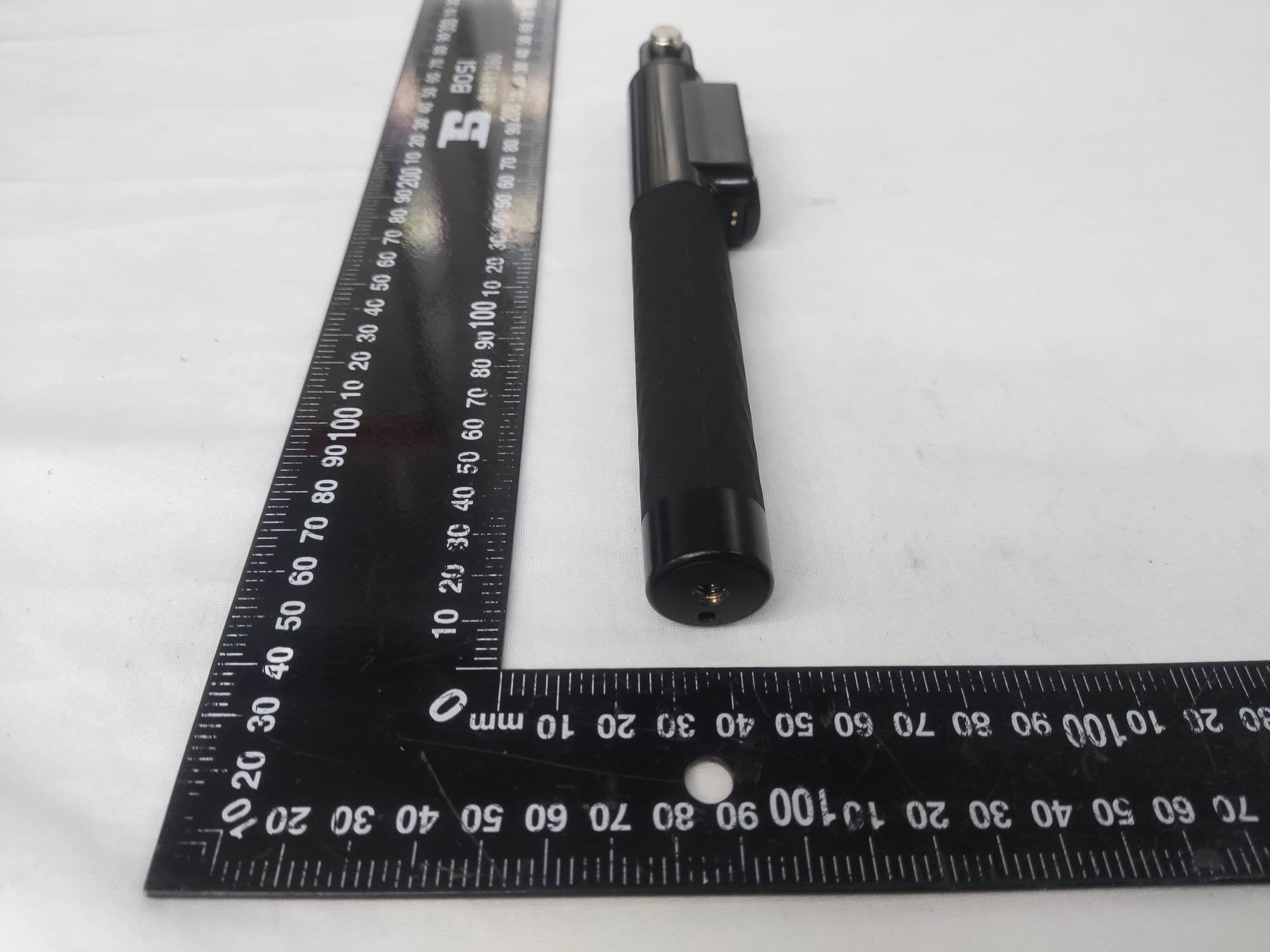 Remote Control Selfie Stick - FCC ID 2BH89-AMRC001A - Shenzhen Mingjing Innovation Technology Co., Ltd. (5)