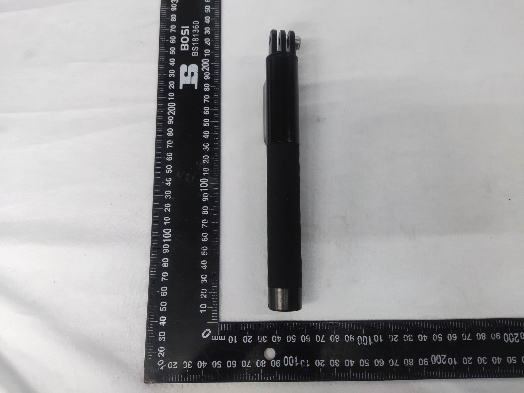 Remote Control Selfie Stick - FCC ID 2BH89-AMRC001A - Shenzhen Mingjing Innovation Technology Co., Ltd. (4)