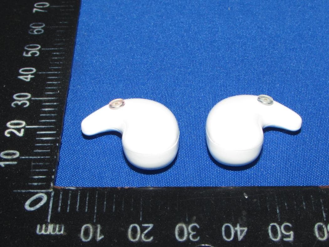 Bluetooth Headset - FCC ID 2BH8I-J11 - Shenzhen Yuan Xiu trading Co., LTD (3)
