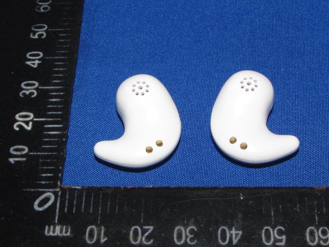 Bluetooth Headset - FCC ID 2BH8I-J11 - Shenzhen Yuan Xiu trading Co., LTD (5)