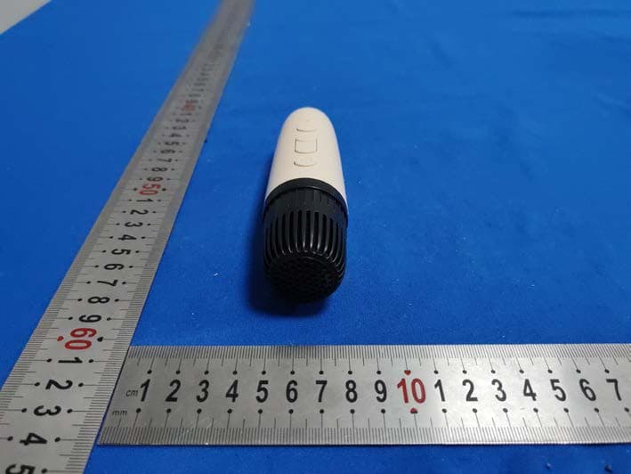 Light Up Party In A Box Bluetooth Karaoke Speaker with Wireless Microphone - FCC ID 2BH8Q-LSM-6 - Fine Dragon Trading HK Ltd (4)
