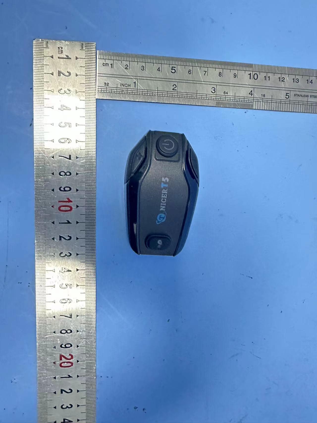 Bluetooth headset - FCC ID 2BHA4-T5 - TOGERTHER NICER LIMITED (3)