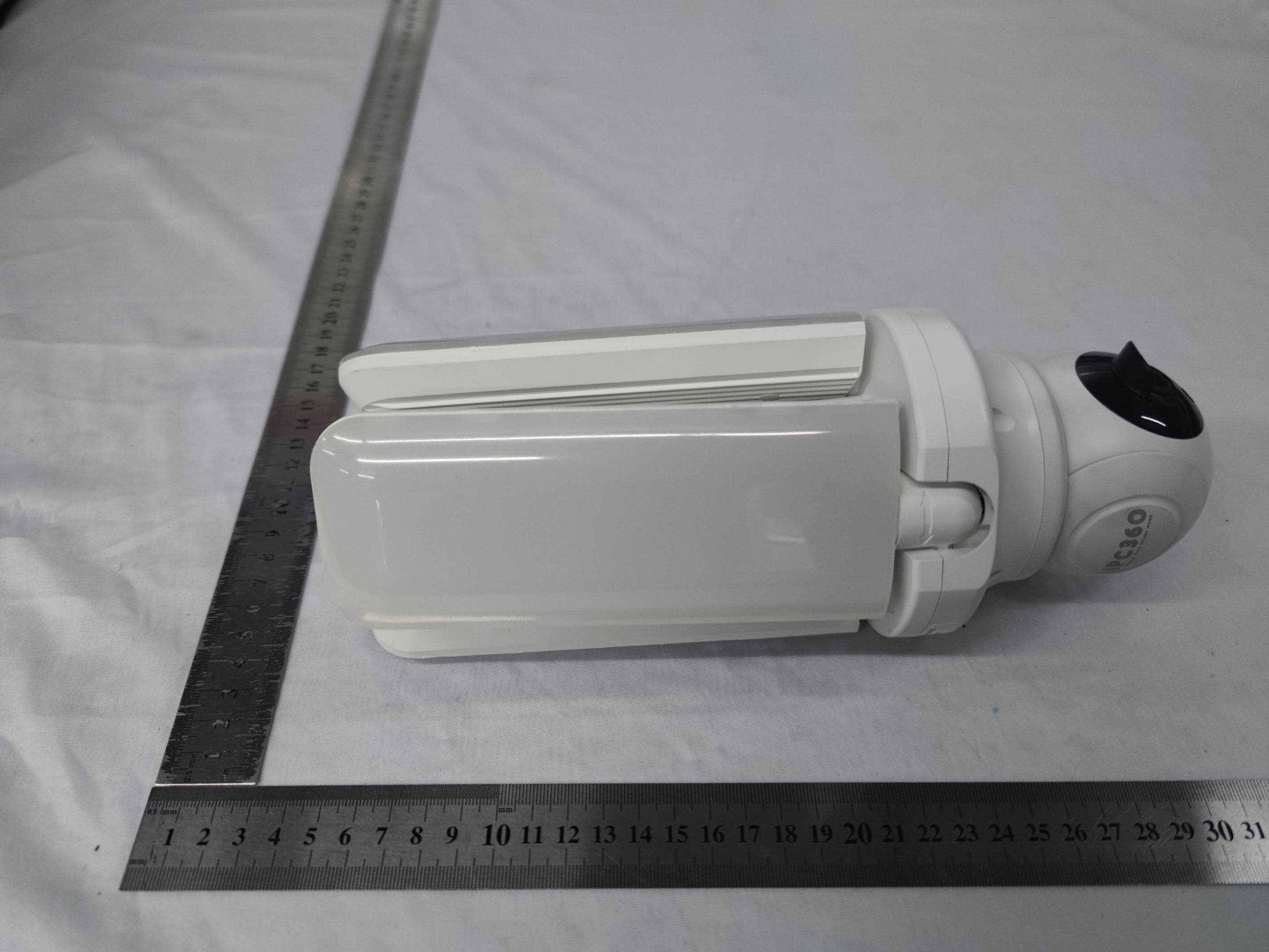 Security Camera Light - FCC ID 2BHBM-RS11-SYD - Shenzhen Yulin Technology Co., Ltd. (4)