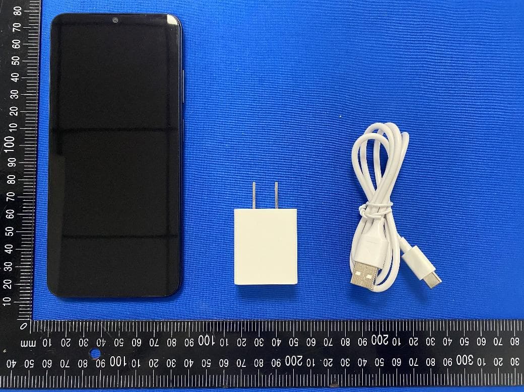 4G Mobile phone - FCC ID 2BHBV-E3 - shenzhen redbeat technology co.,ltd (4)