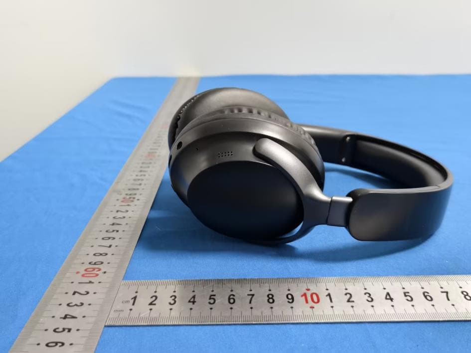ANC headphone - FCC ID 2BHCG-0801 - Shenzhen Hudson Technology Co., Ltd. (4)