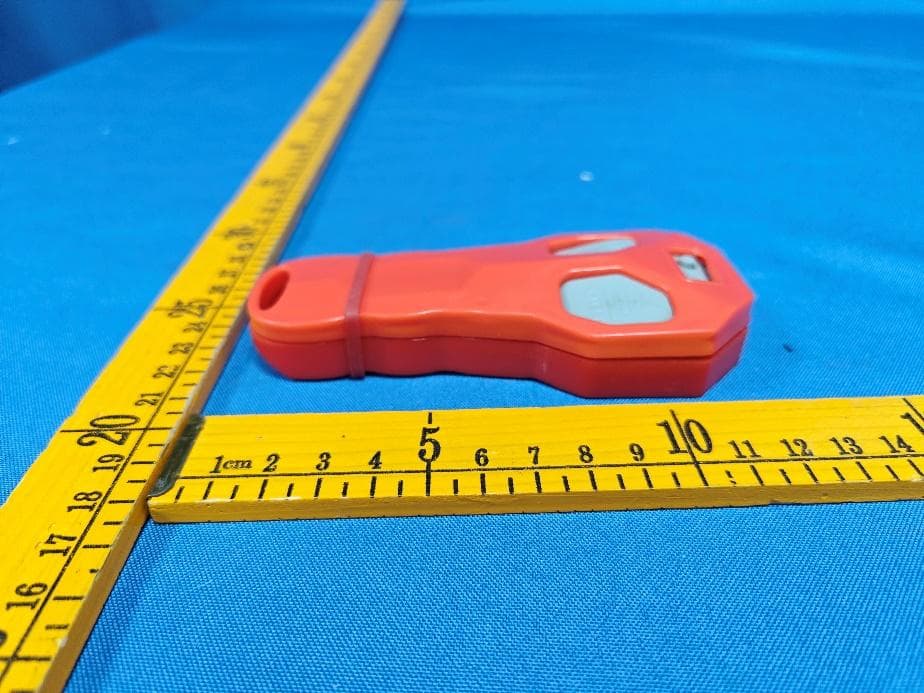 electric winch - FCC ID 2BHCX-13500LBWINCH - Ningbo Fuyou outdoor products Co., LTD (5)