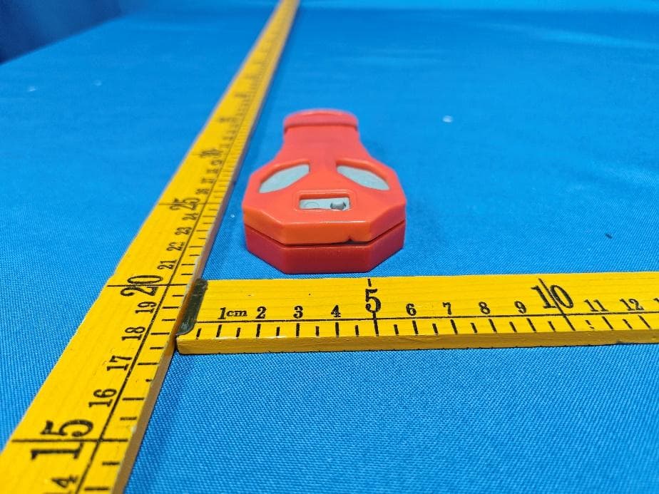 electric winch - FCC ID 2BHCX-13500LBWINCH - Ningbo Fuyou outdoor products Co., LTD (3)
