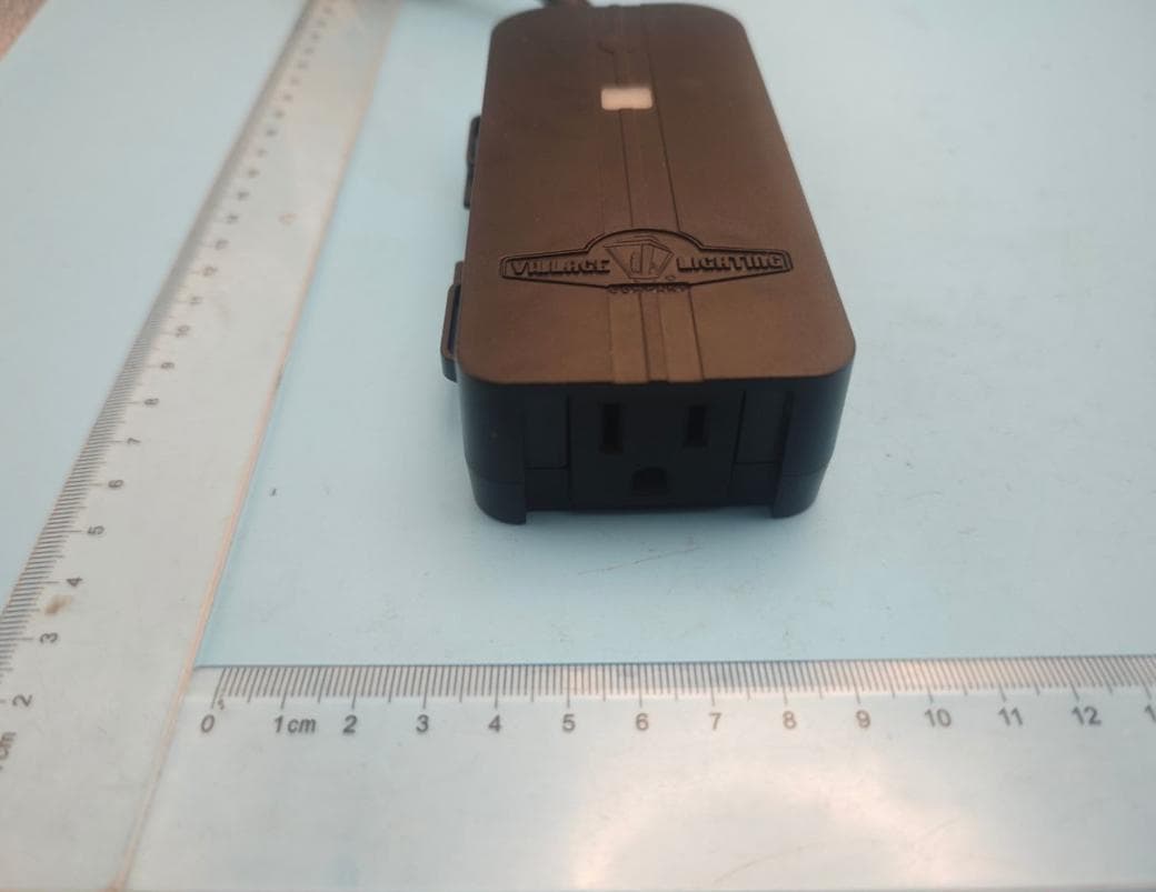 Light Stream (TM) Cloud - FCC ID 2BHEG-LSC - Dong Guan Qiangde Electronics Technology Co.,Ltd. (4)