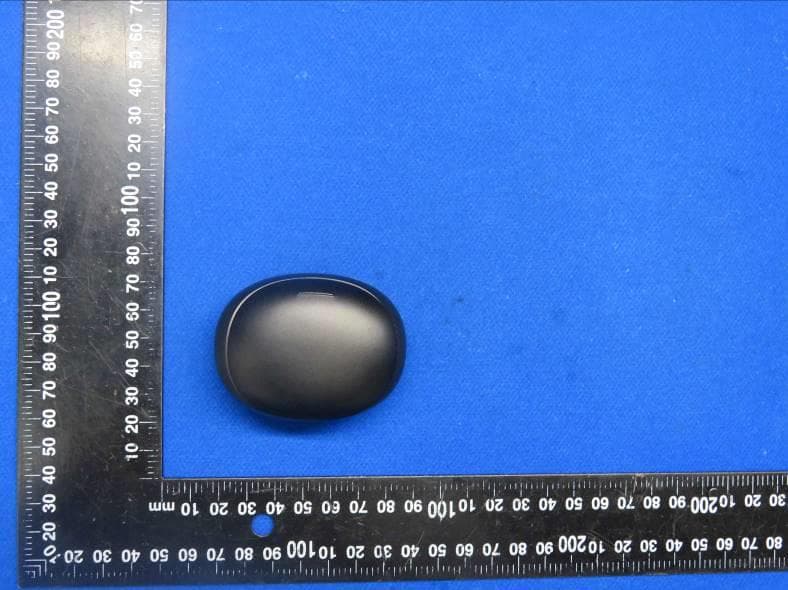 Translate Bluetooth earphones - FCC ID 2BHF8-AIRPRO - Dongguan Blue Ocean Wireless Technology Co., Ltd (3)