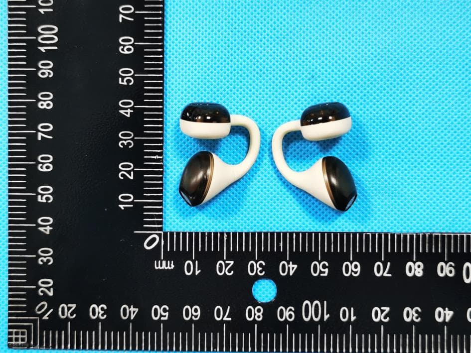 Wireless headset - FCC ID 2BHG4-LX-21PRO - Shenzhen Lanxin Technology Co. LTD. (2)
