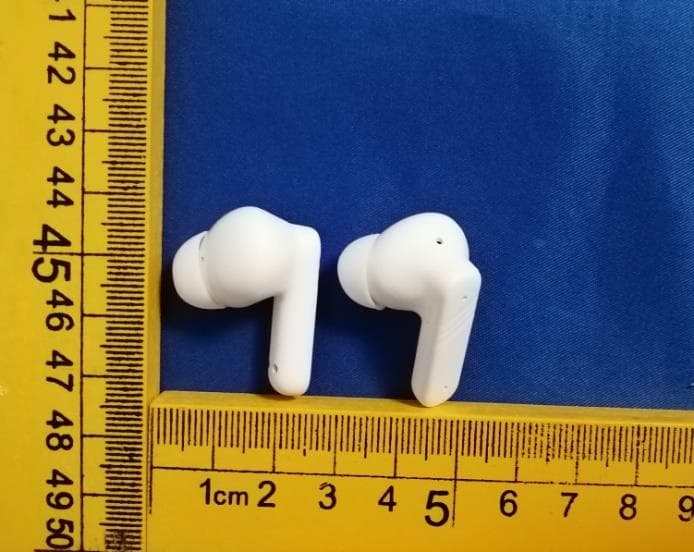 Bluetooth headset - FCC ID 2BHG4-LX-30 - Shenzhen Lanxin Technology Co. LTD. (5)