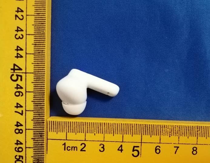 Bluetooth headset - FCC ID 2BHG4-LX-30 - Shenzhen Lanxin Technology Co. LTD. (3)