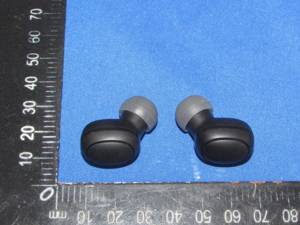 True wireless headphones - FCC ID 2BHGK-DM02 - Shenzhen duomaite technology co., ltd (2)