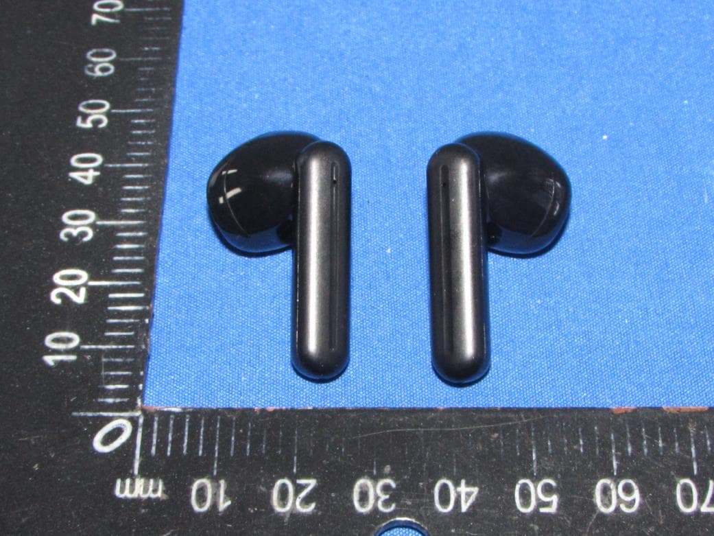 Wireless Bluetooth headset - FCC ID 2BHGK-DM06 - Shenzhen duomaite technology co., ltd (4)