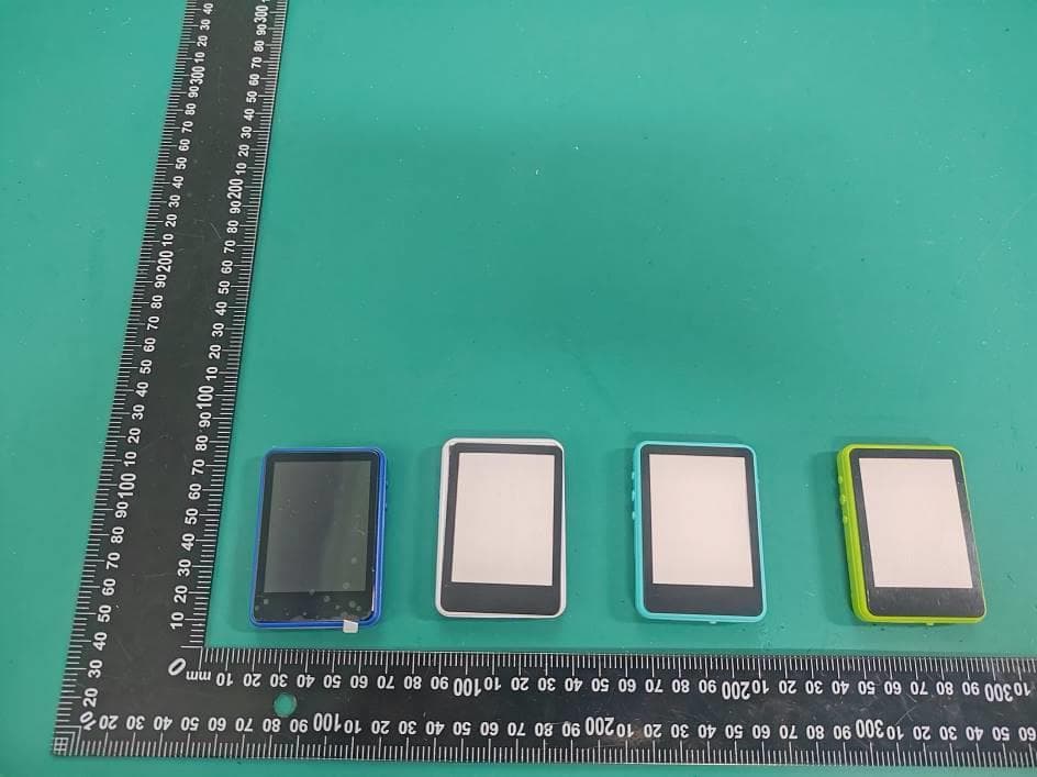 Multimedia digital player - FCC ID 2BHGQ-X62 - Shenzhen TENGSHEN Technology Co., Ltd (1)