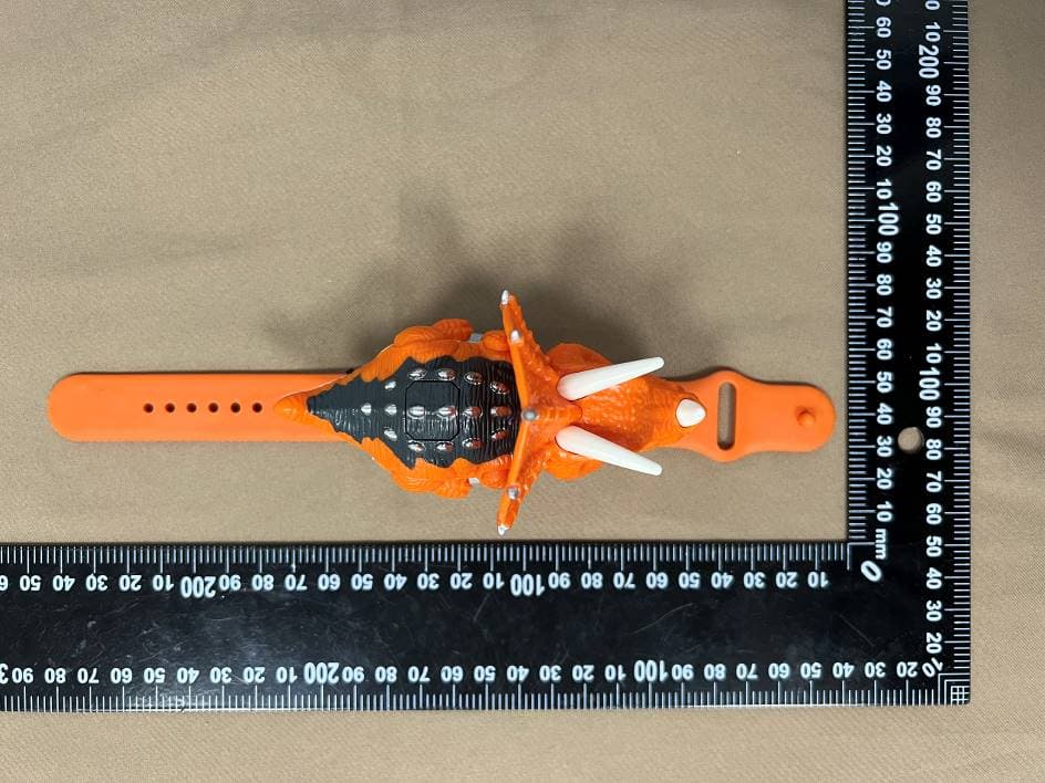 Walkie-talkie - FCC ID 2BHI4-RE-037 - Shantou Chenghai District Huamin Toys Co., Ltd. (3)