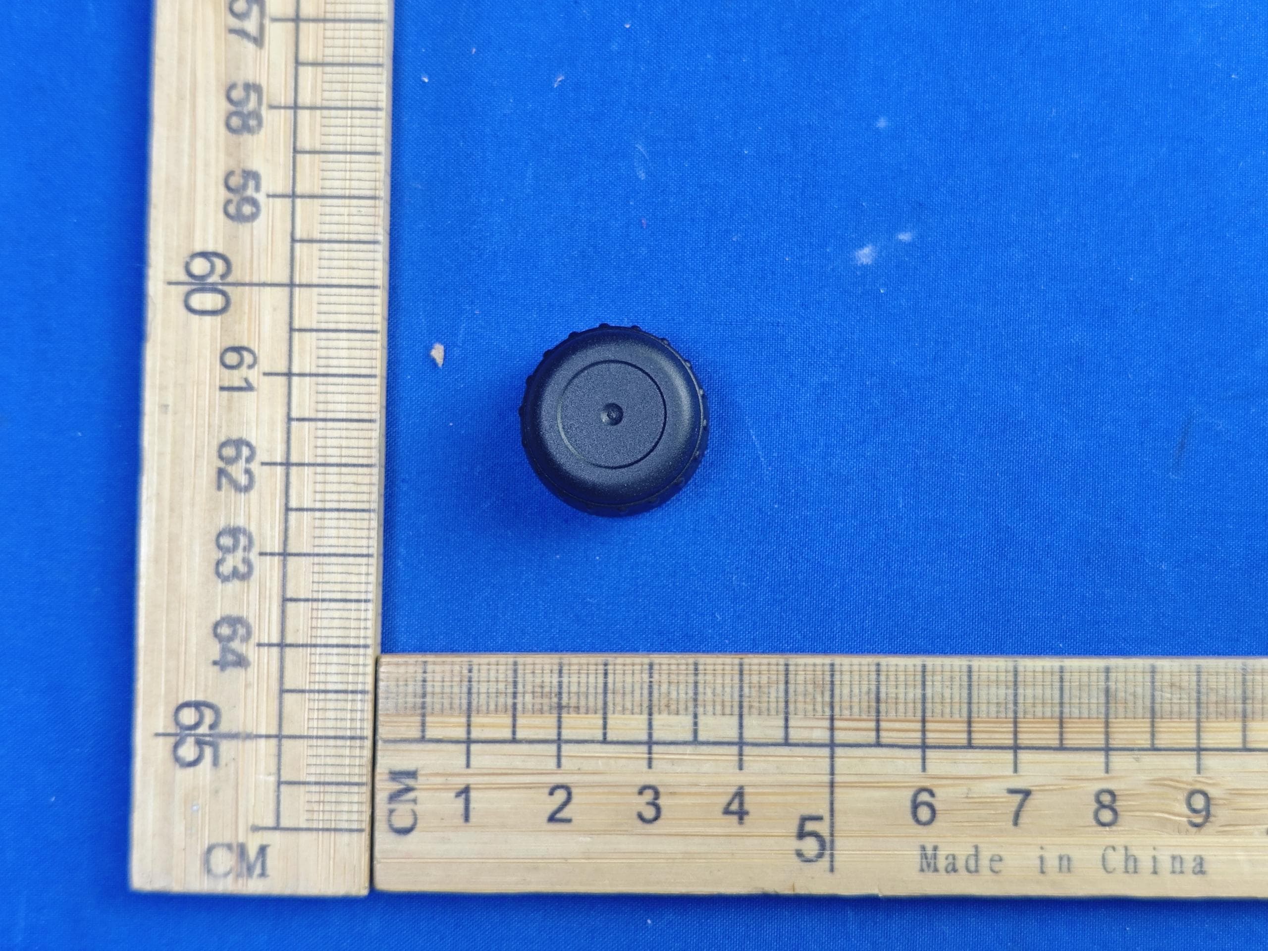 Solar tire pressure monitoring - FCC ID 2BHIA-KM-6T - Shenzhen YiGuo Electronic Technology Co., Ltd.