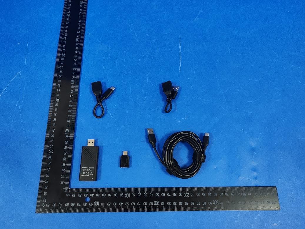 Wireless CarPlay adapter - FCC ID 2BHJP-55C - Dongguan Chenxin Zheng hardware plastic technology Co., LTD (4)