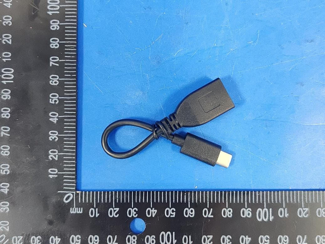Wireless CarPlay adapter - FCC ID 2BHJP-55C - Dongguan Chenxin Zheng hardware plastic technology Co., LTD