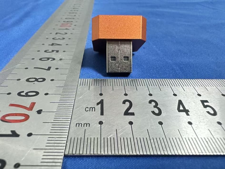 Carplay wireless adapter - FCC ID 2BHJP-CXZ536 - Dongguan Chenxin Zheng hardware plastic technology Co., LTD (5)