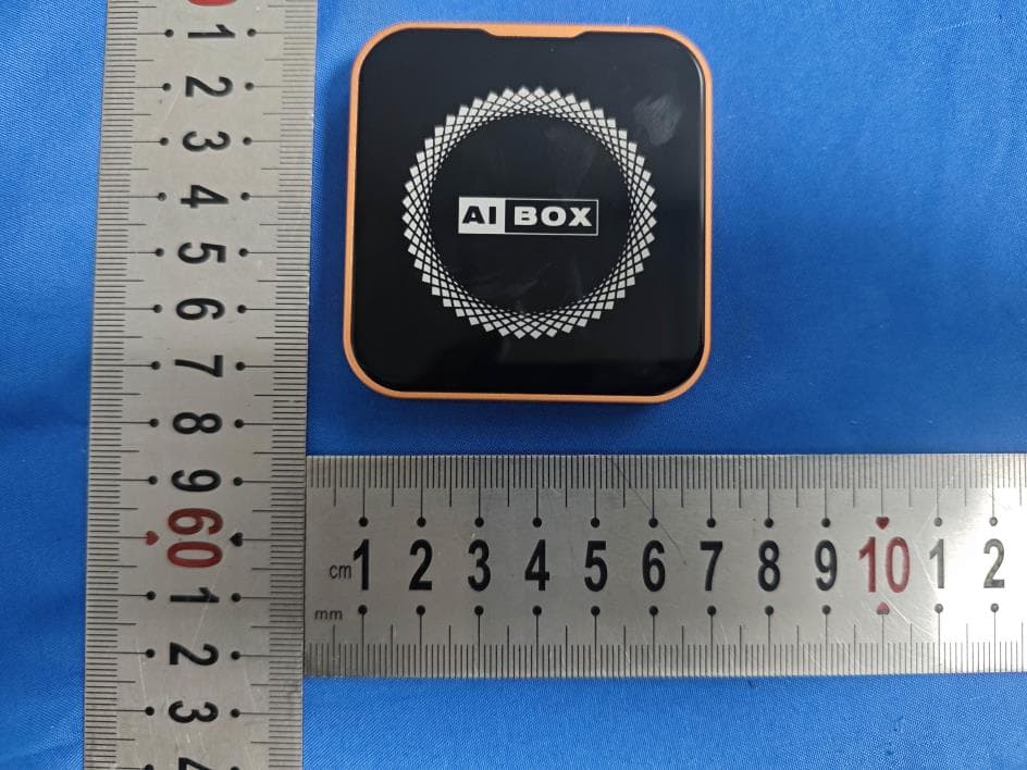 Carplay wireless adapter - FCC ID 2BHJP-CXZ716 - Dongguan Chenxin Zheng hardware plastic technology Co., LTD (2)